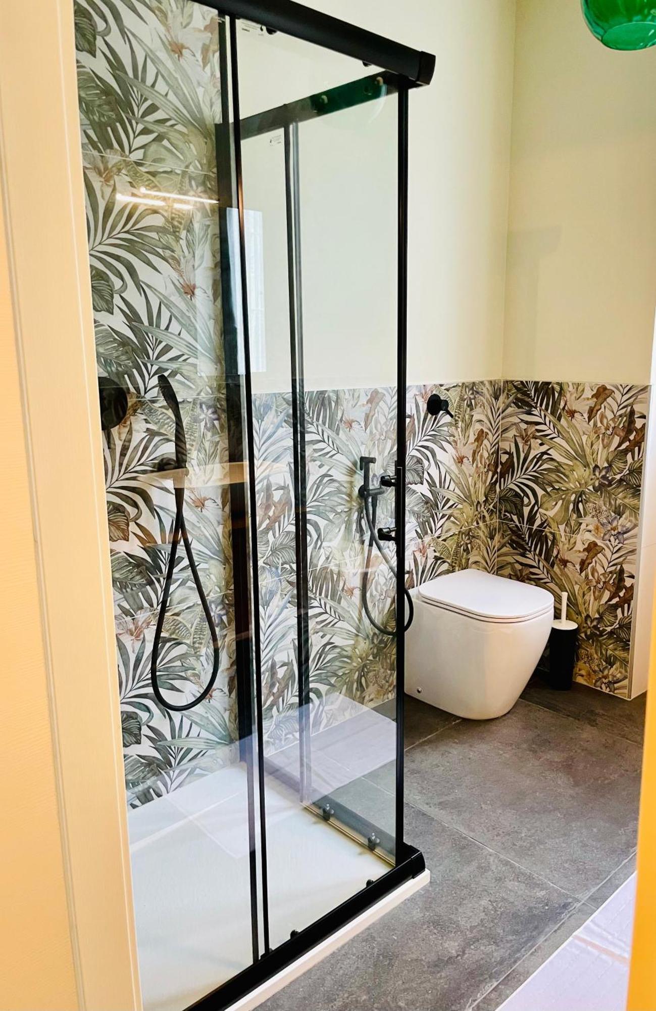 Ferienwohnung 33 Borgo Ticino Lux Free Parking & Private Garden Pavia Exterior foto