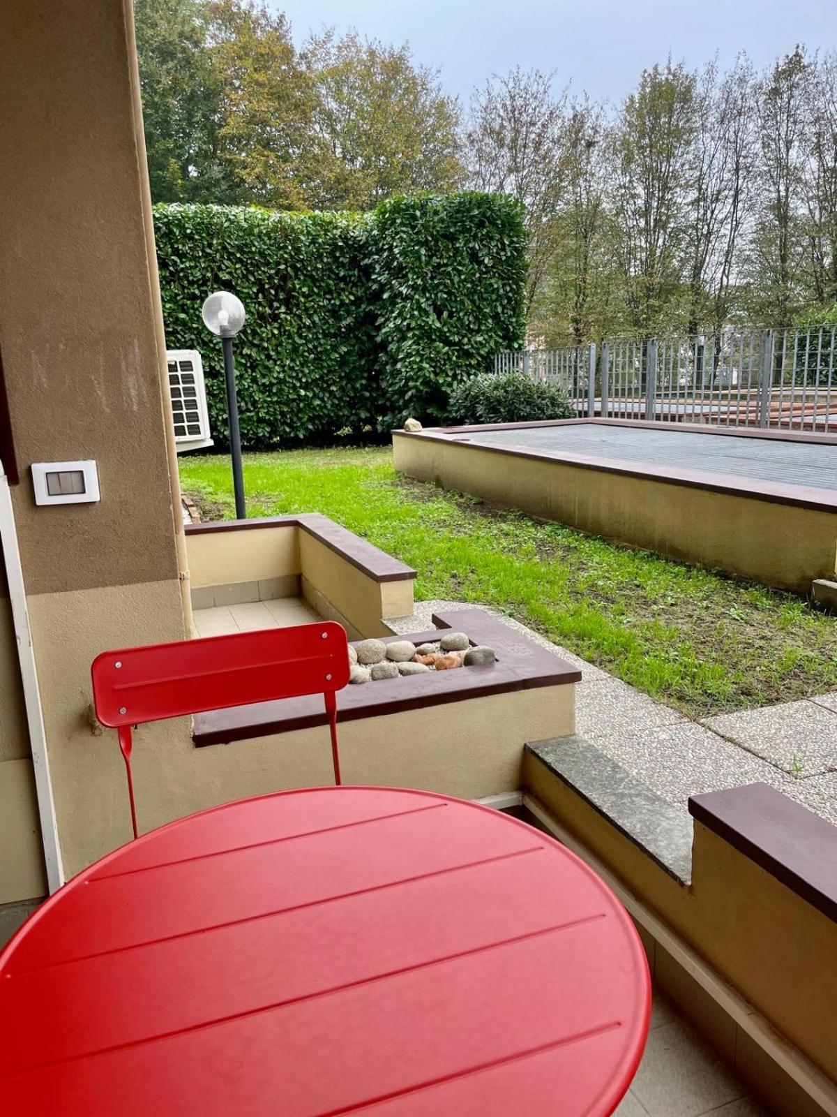 Ferienwohnung 33 Borgo Ticino Lux Free Parking & Private Garden Pavia Exterior foto